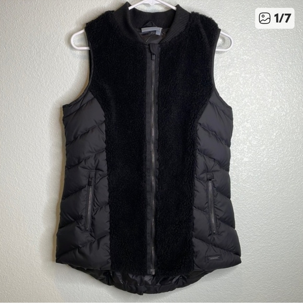 Athleta Charcoal Sherpa Puffer Vest